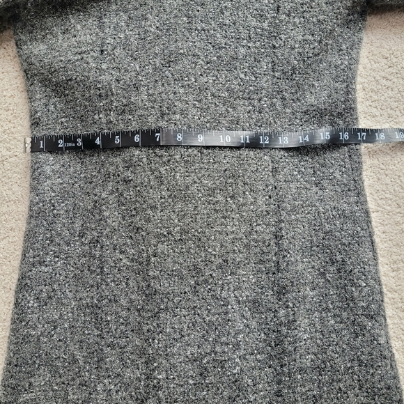 NWT Tracy Reese New York Gray Winter Coat with Faux Fur Collar Size 4 - Picture 7 of 11